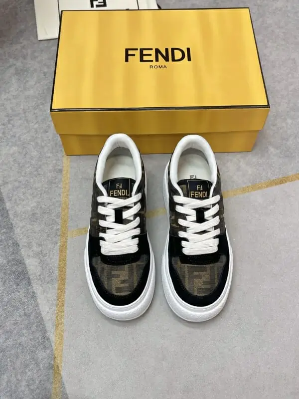 fendi decontractees chaussures pour femme s_12433222